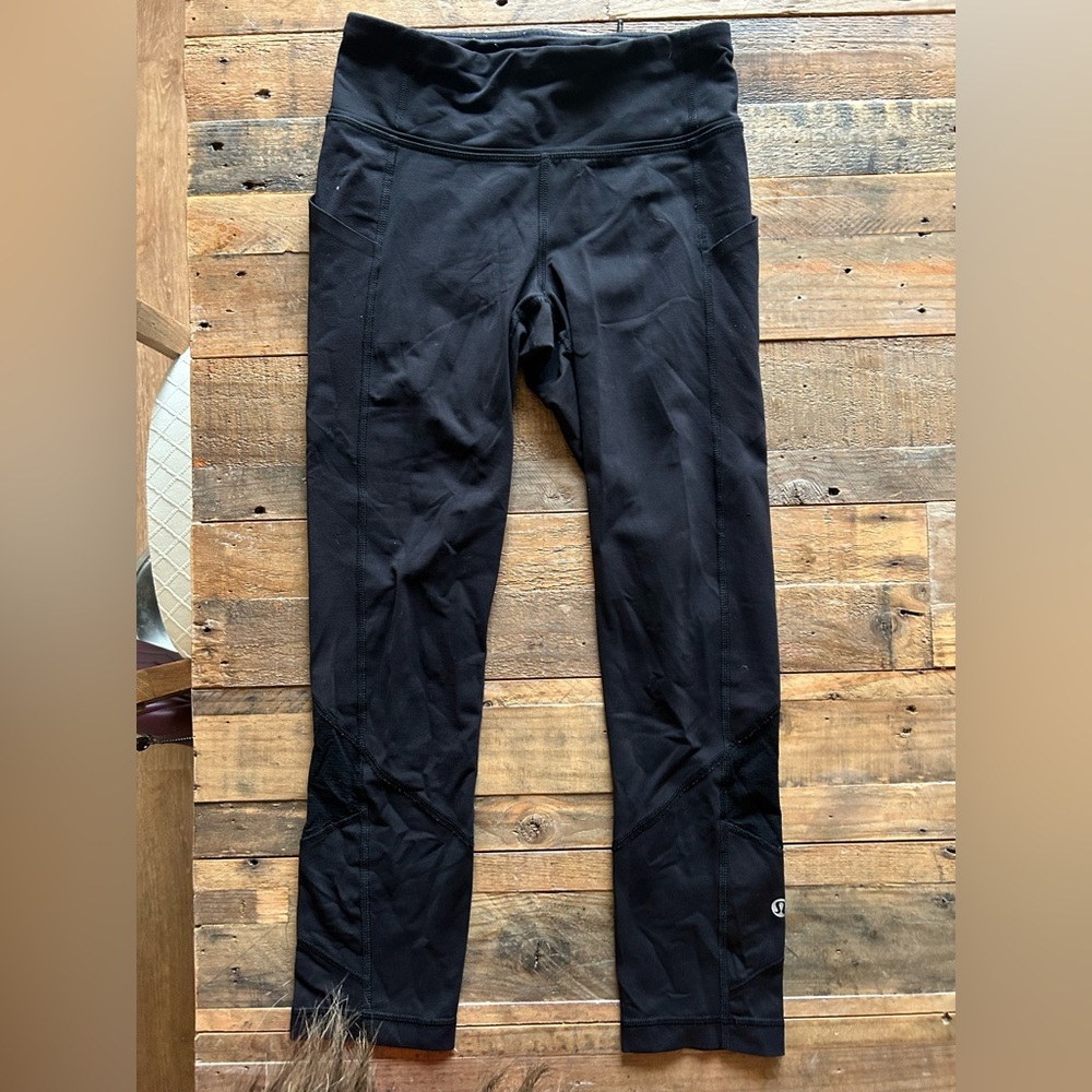 Lululemon pace rival leggings